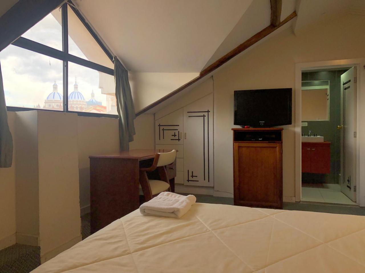 Hotel Spa Santa Ana Cuenca Luaran gambar